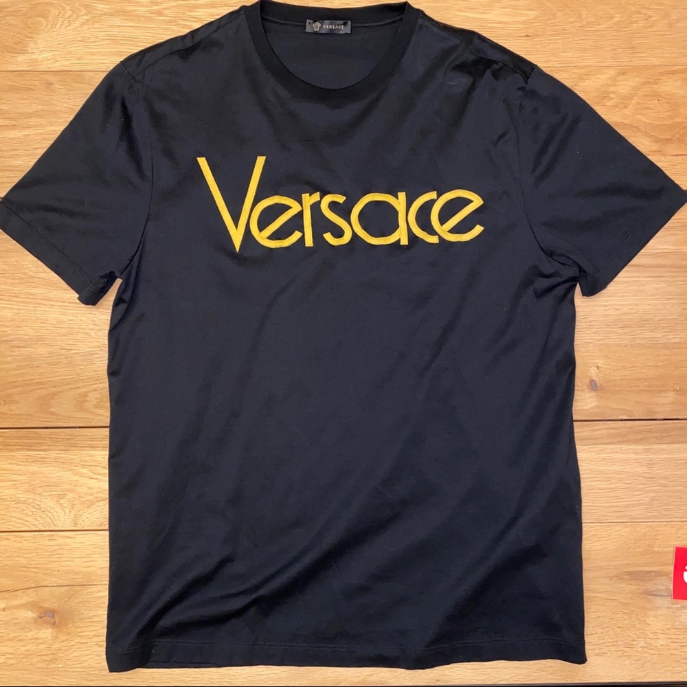 Versace Men's T-Shirt Embroidered Logo Like New